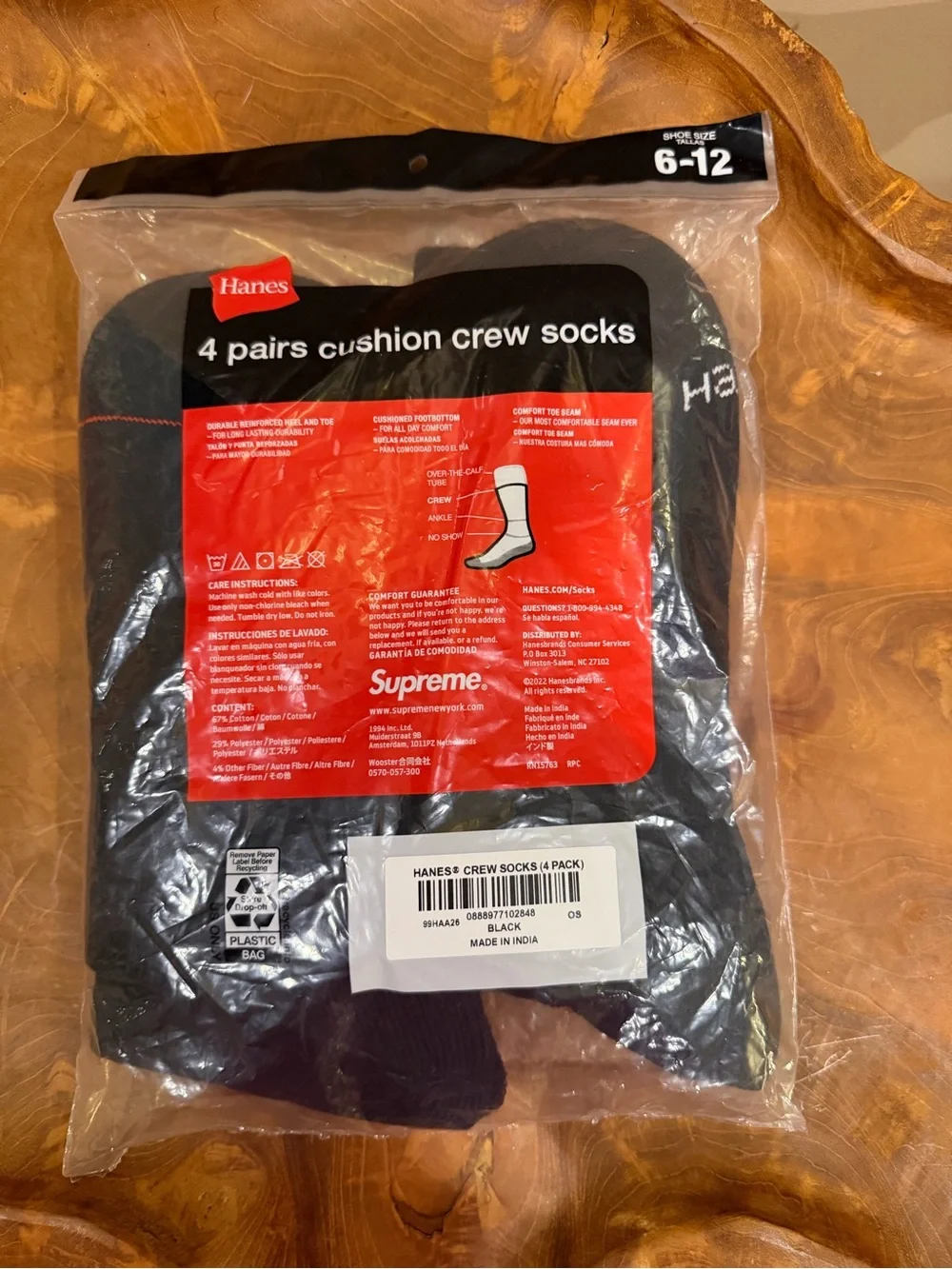New in Package Hanes x Supreme Black Cushion Crew Socks - 4 Pairs Men’s Sz 6-12